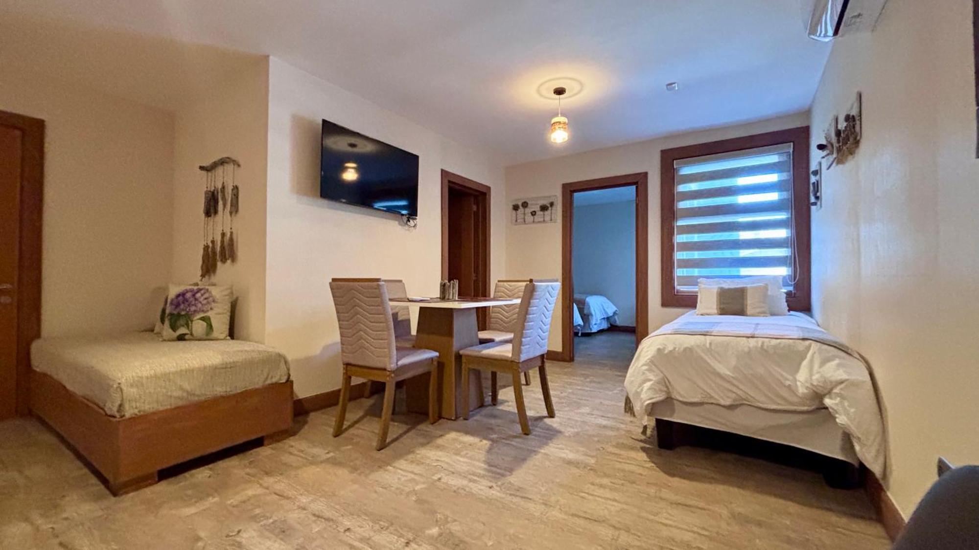 Entre Cumbres Hotel&Apart Hotel Coyhaique Extérieur photo